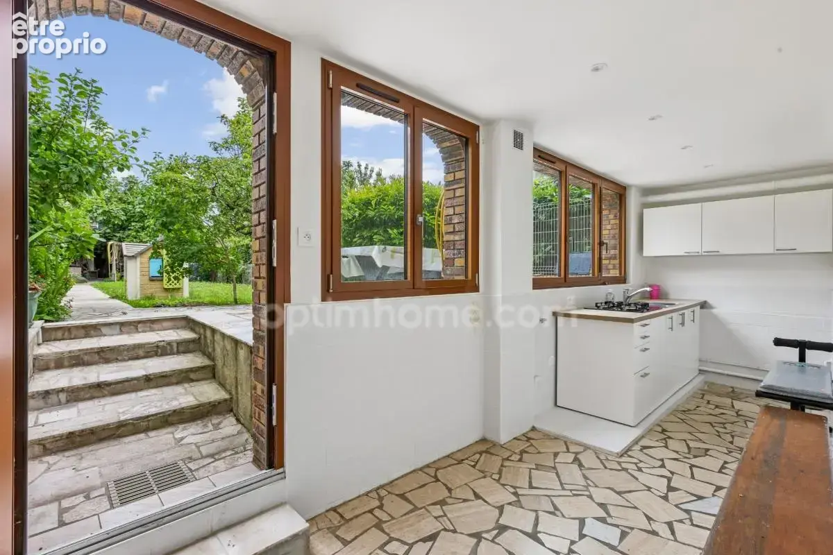 Maison familiale 129 m² habitables + sous-sol total – Terrain 365 m² - photo 11