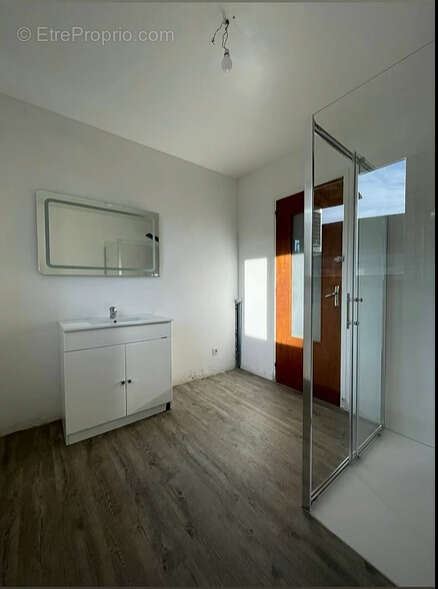 Maison de caractère à rénover de 105 m2 au calme absolu - photo 2