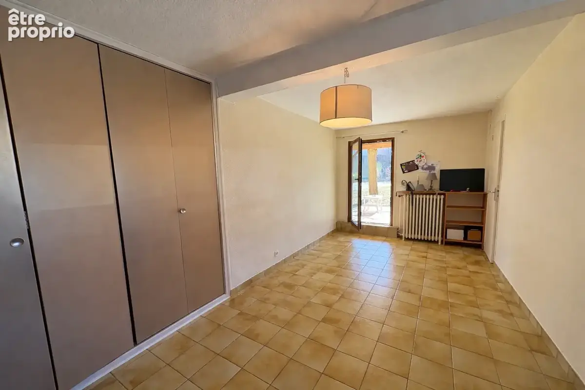 Maison de 160m2 habitable sur 1155m2 de terrain - photo 10