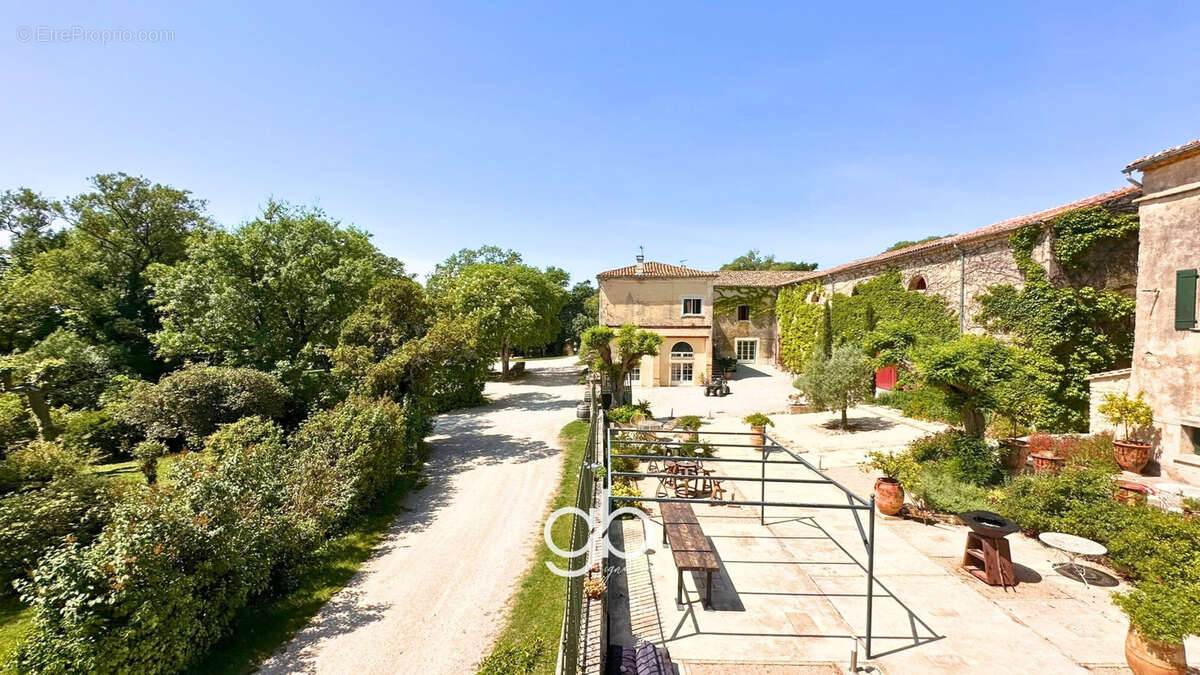 Domaine viticole de 60 hectares entre sommières et montpellier - photo 4