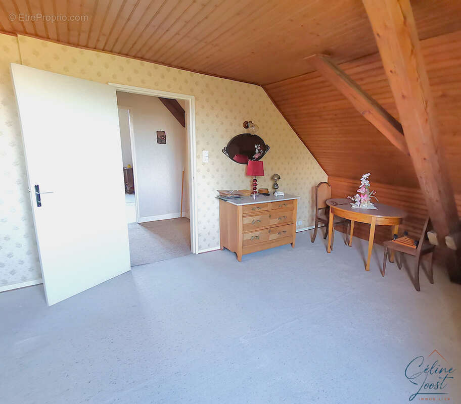 EXCLUSIF - Maison individuelle de 151 m2 hab. avec dépendances sur 11,24 ares entièrement constructibles ! - photo 13