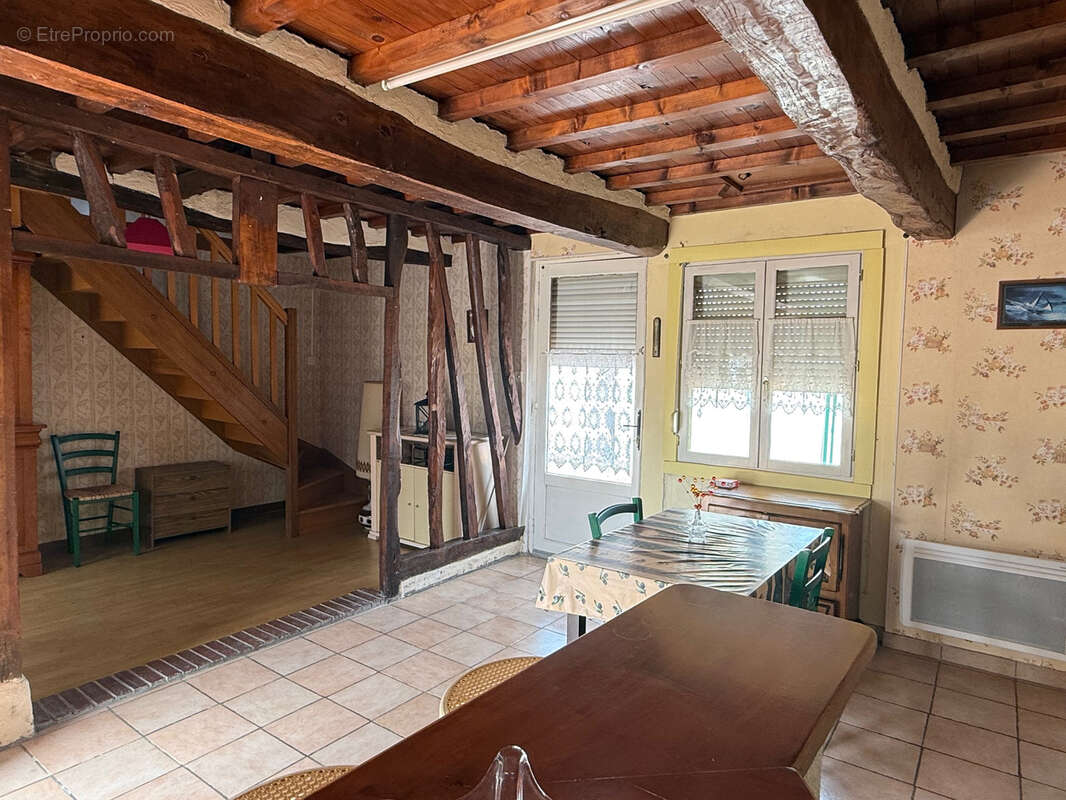 Maison à BEAUCAMPS-LE-VIEUX