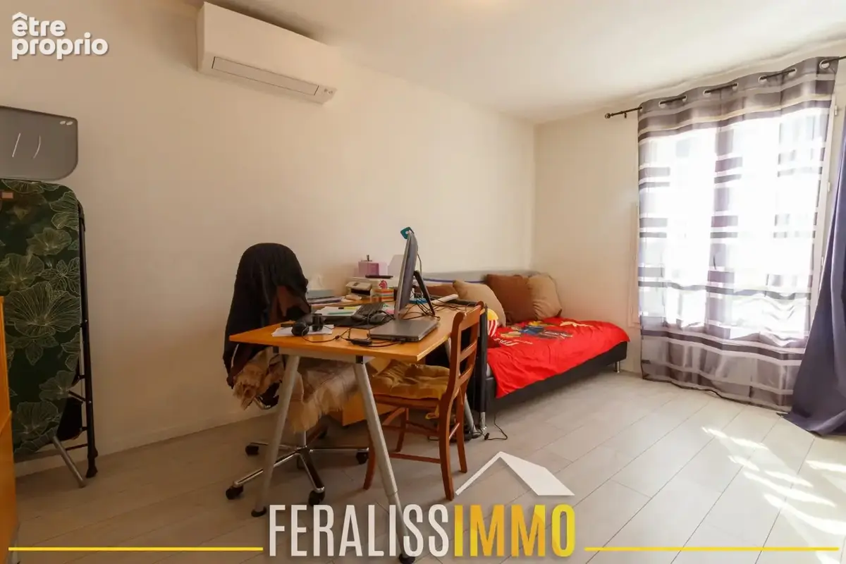 Secteur idéal pour cette belle maison récente de 4 chambres. - photo 8