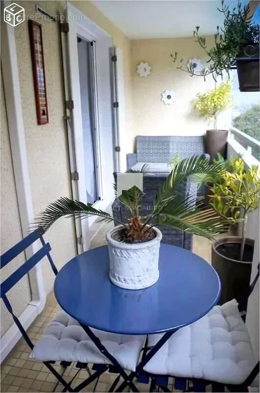 Appartement à HYERES