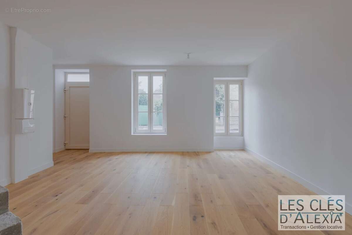 Appartement à SAINT-GENIS-LAVAL