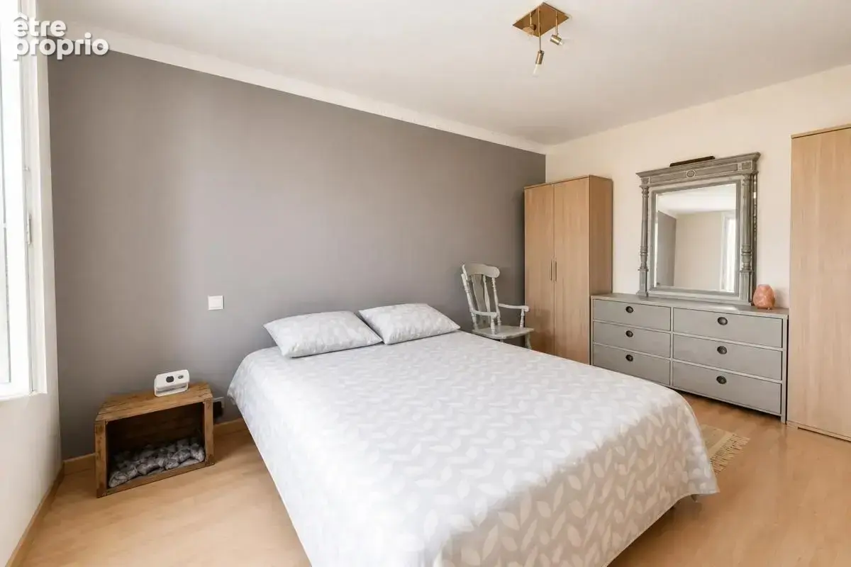 Maison avec dépendance sur 6000m2 de terrain - photo 8