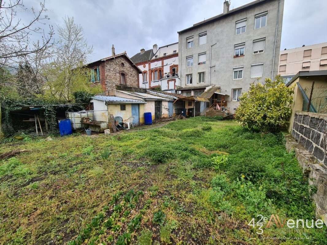 Appartement à SAINT-ETIENNE