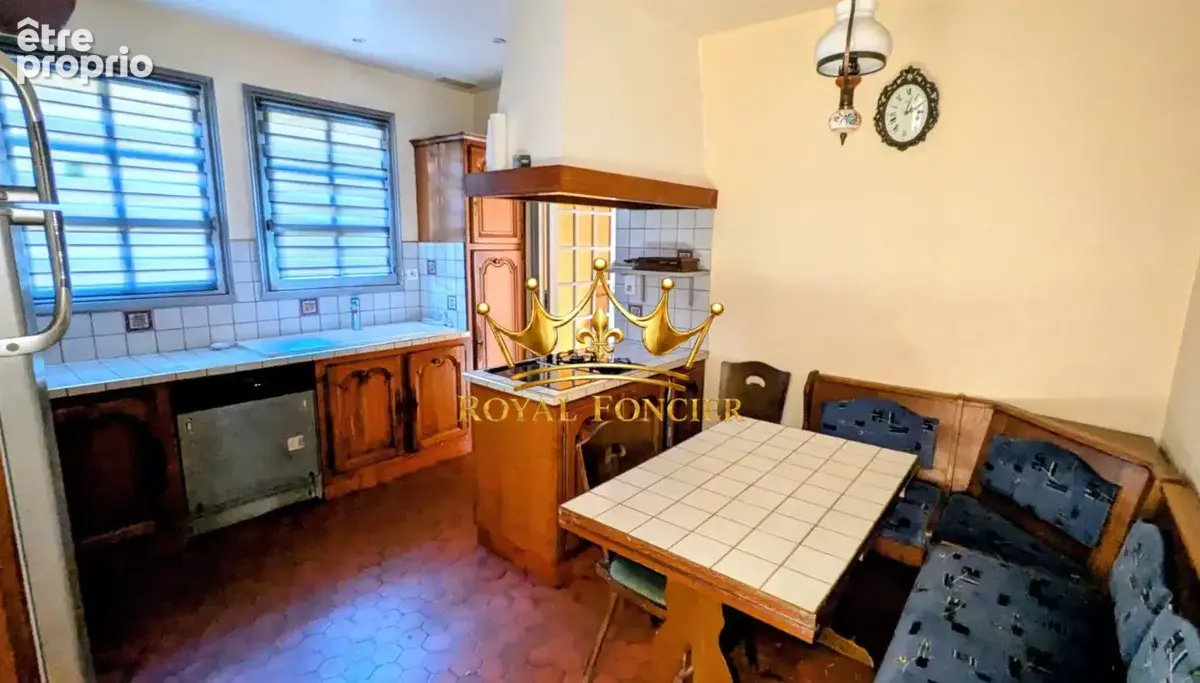 Maison 150 m² à Descartes  - photo 6