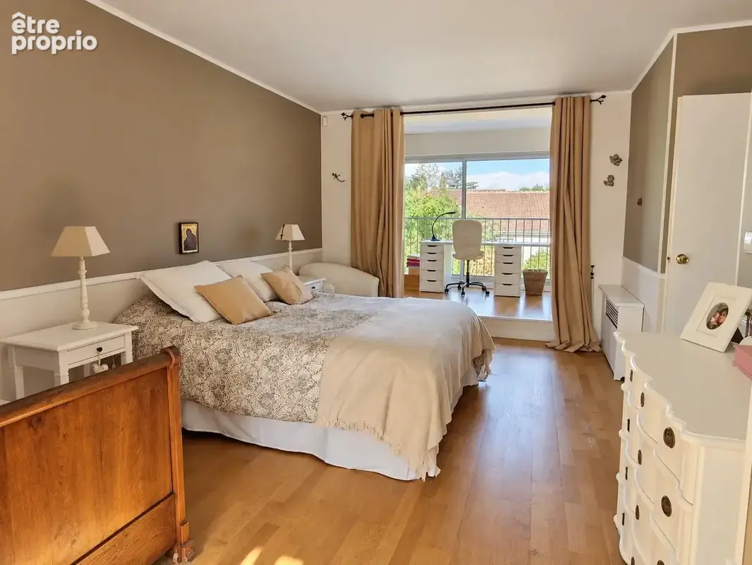 Maison 8 pièces 182 m² à vendre à Voisins-Le-Bretonneux (78960) - photo 8