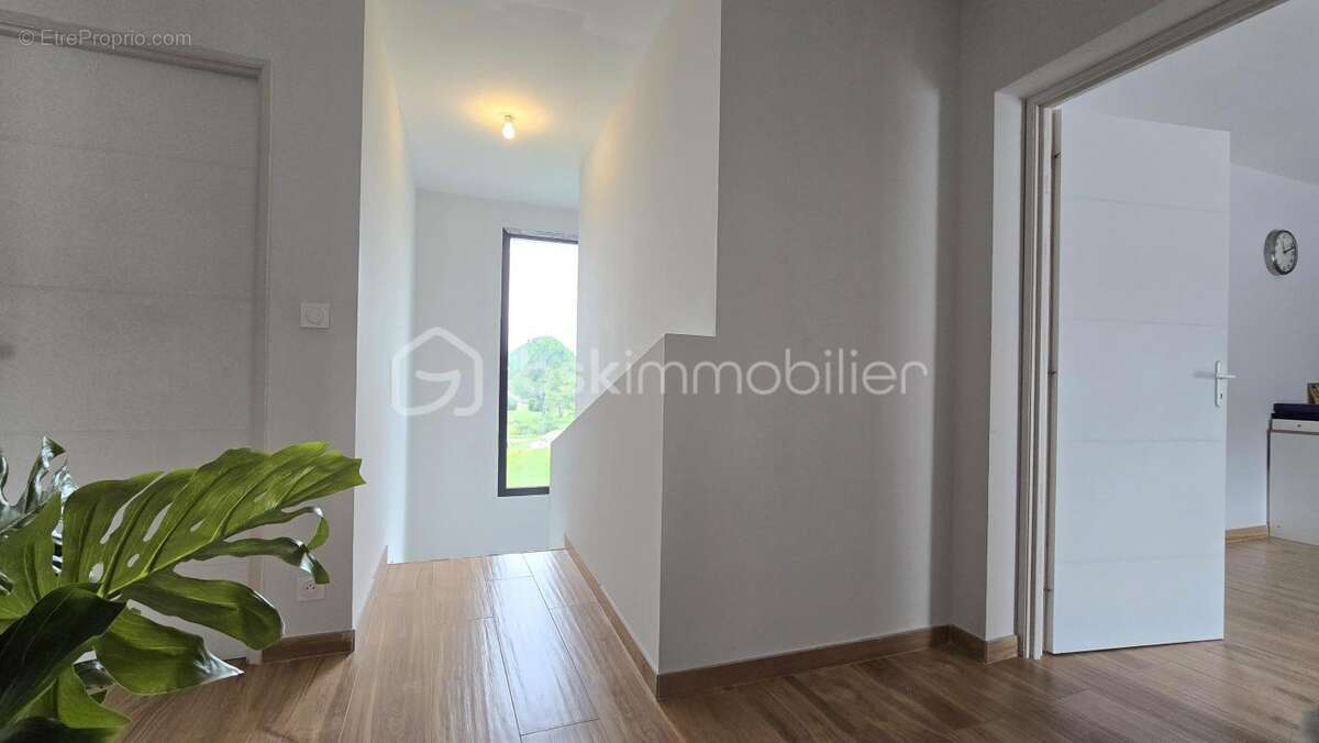 Maison à BAGNOLS-SUR-CEZE