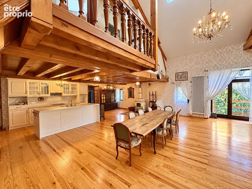 Maison entièrement rénovée   5 chambres   Dépendance   Terrain de 543 m2 POLIGNAC - photo 5