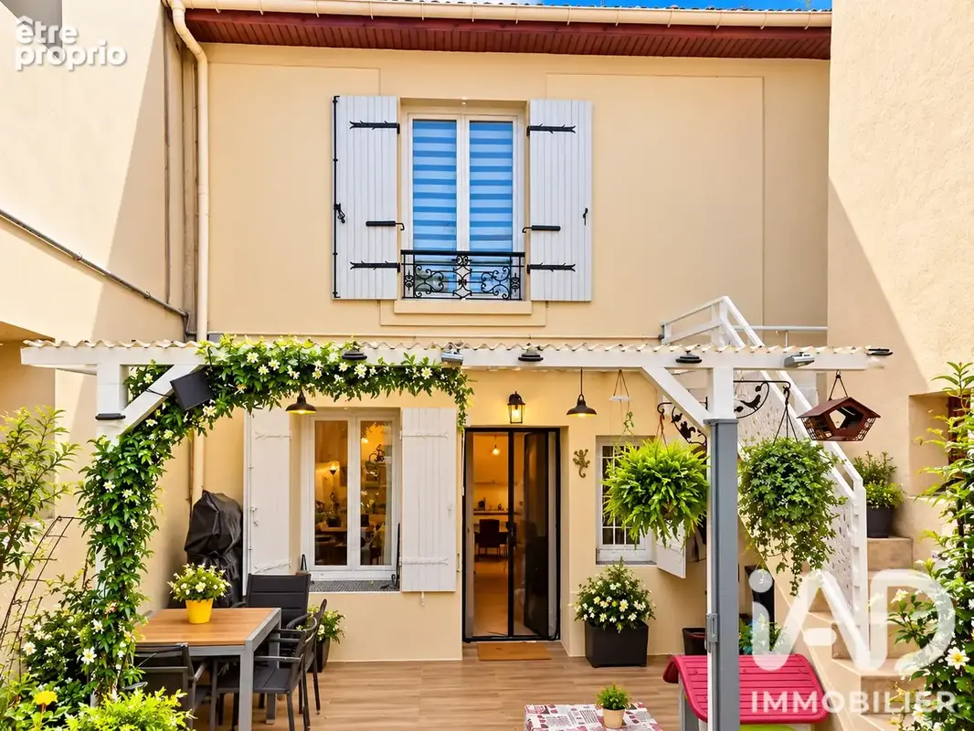 Photo 1 - Maison à VILLENEUVE-LE-ROI
