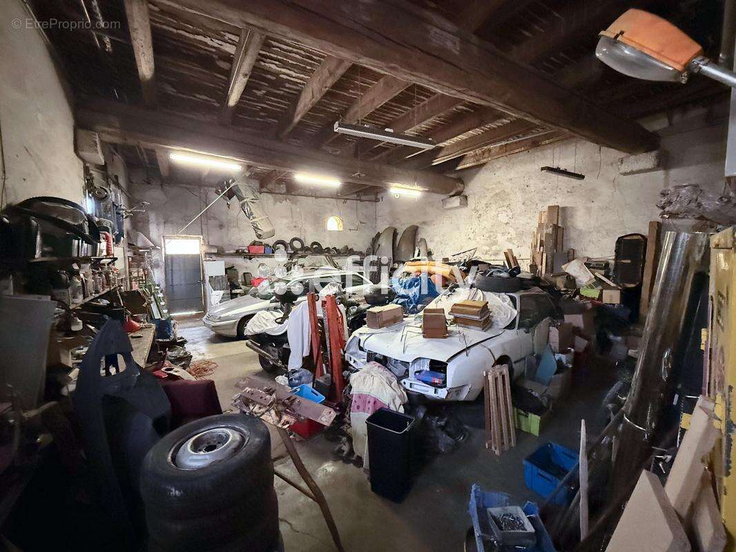 Maison à SAINT-FELIX-DE-LODEZ