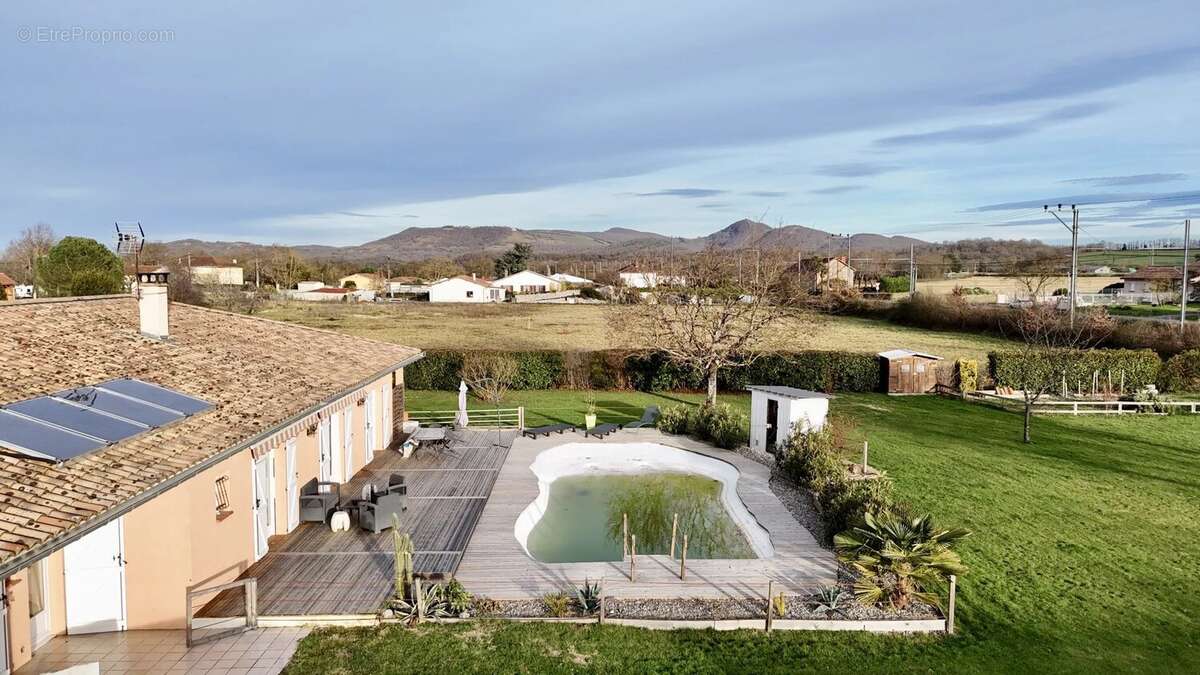 Maison à SAINT-MARTORY