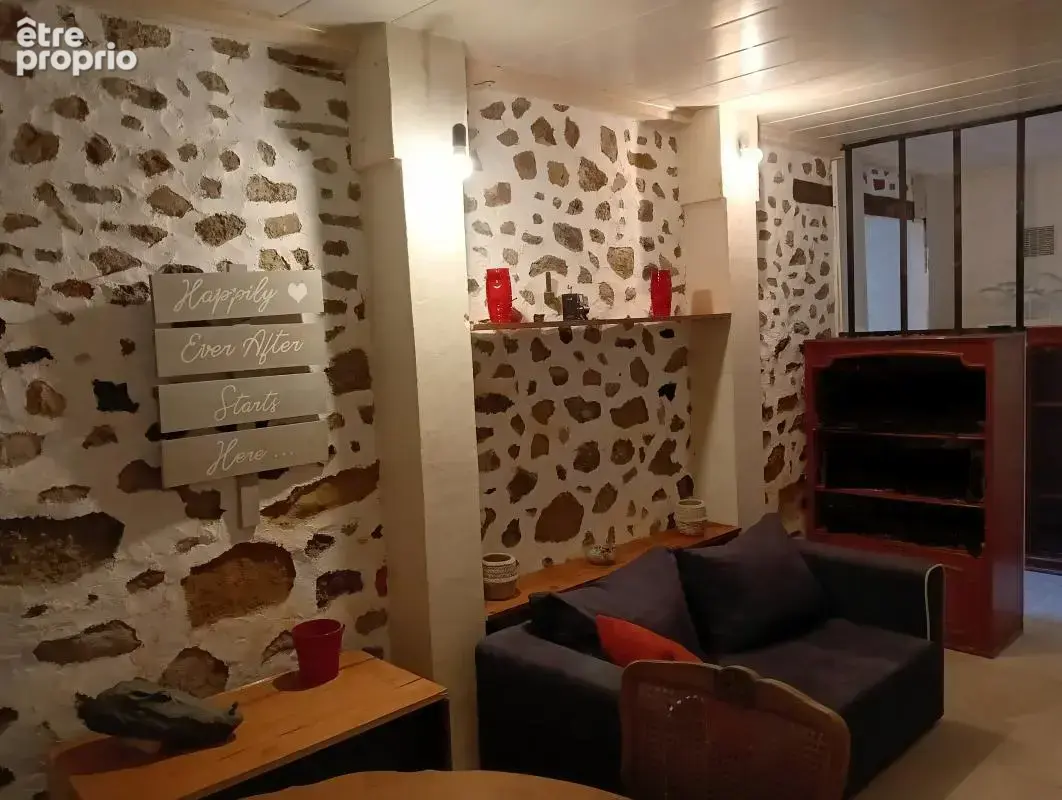 Maison Rénovée 3 Chambres dont suite Parentale, Jardin, Barbecue et meuble bar. Beaux volumes - photo 12