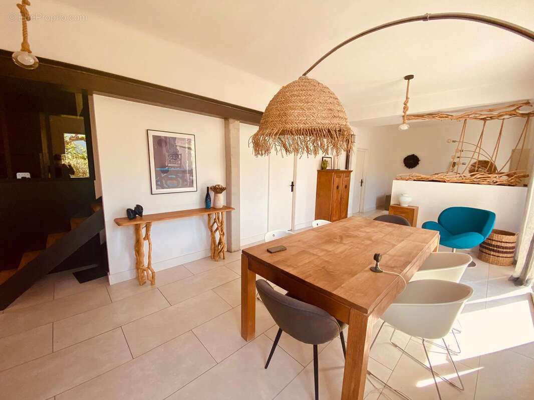 Maison à SAINT-CYPRIEN