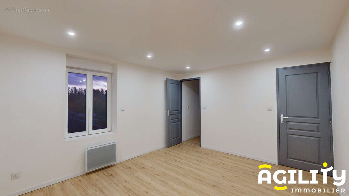 Maison à CONDE-SUR-L'ESCAUT