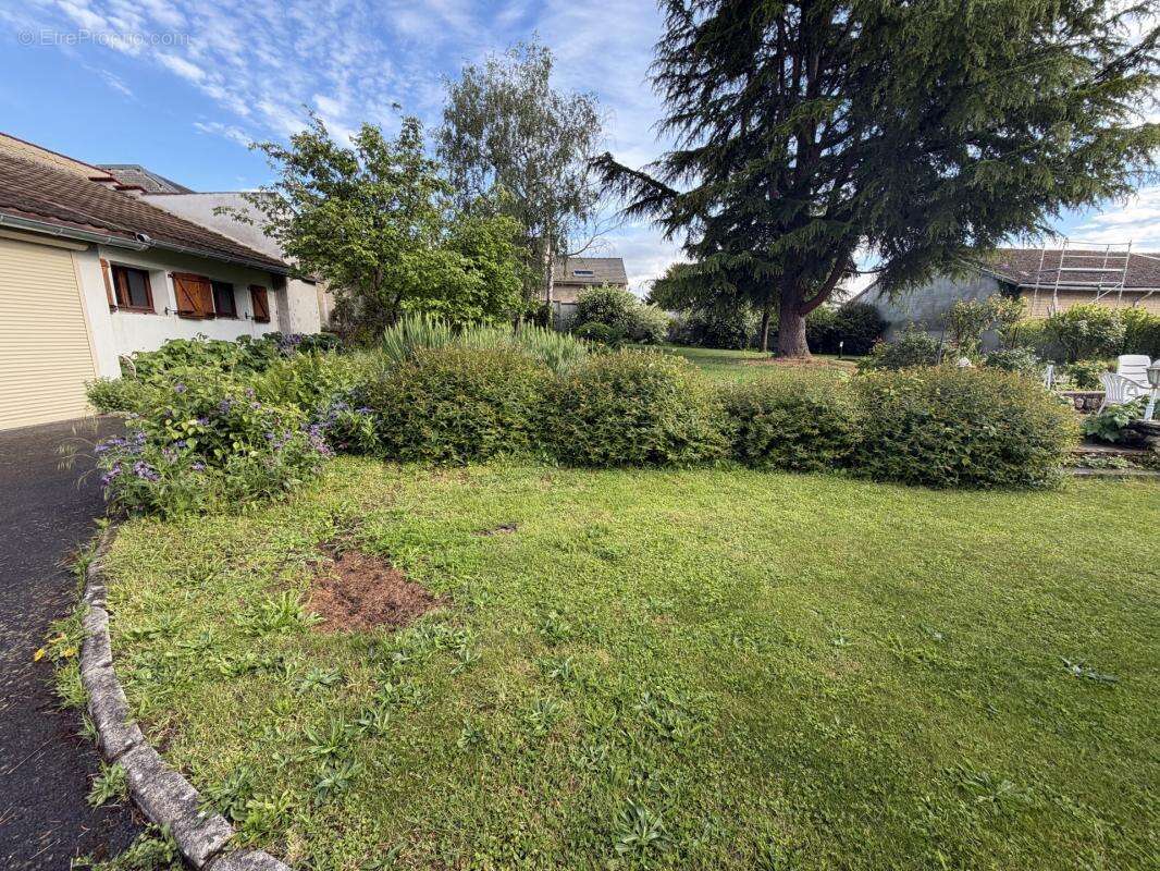 WARMERIVILLE - Maison 8 pcs - 5 chambres - Jardin - Piscine - photo 6