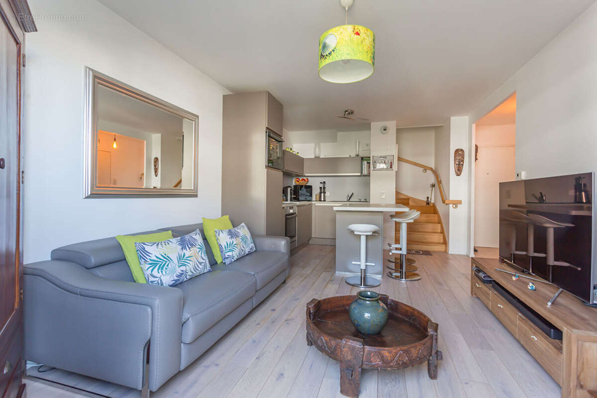 Appartement à CORBEIL-ESSONNES