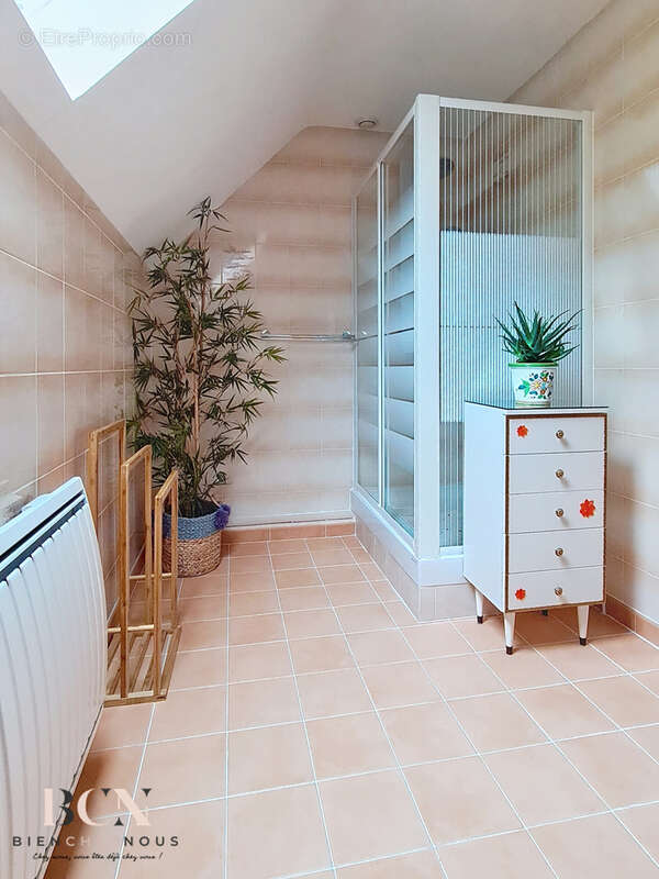 Maison à MONTSOULT