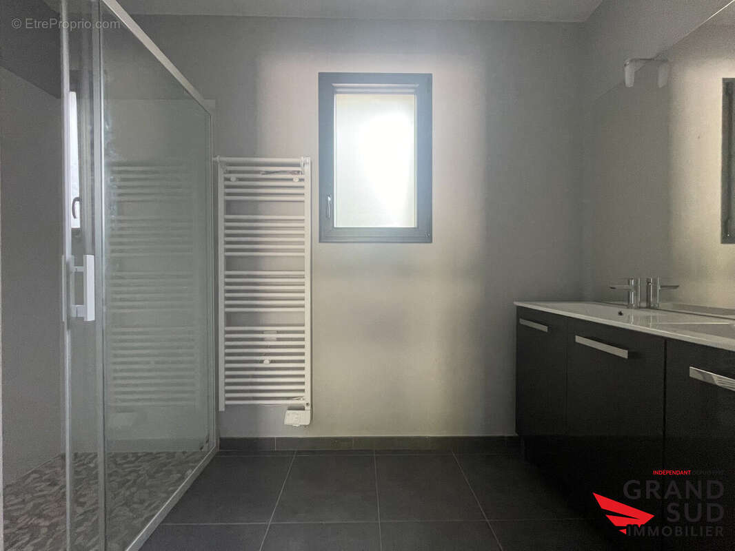 Maison 163 m² à Saint-Aubin-De-Medoc  - photo 5