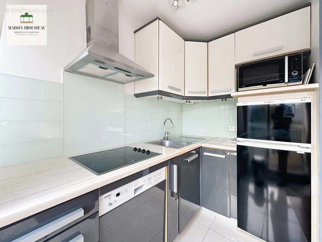 Appartement à NEUILLY-SUR-SEINE