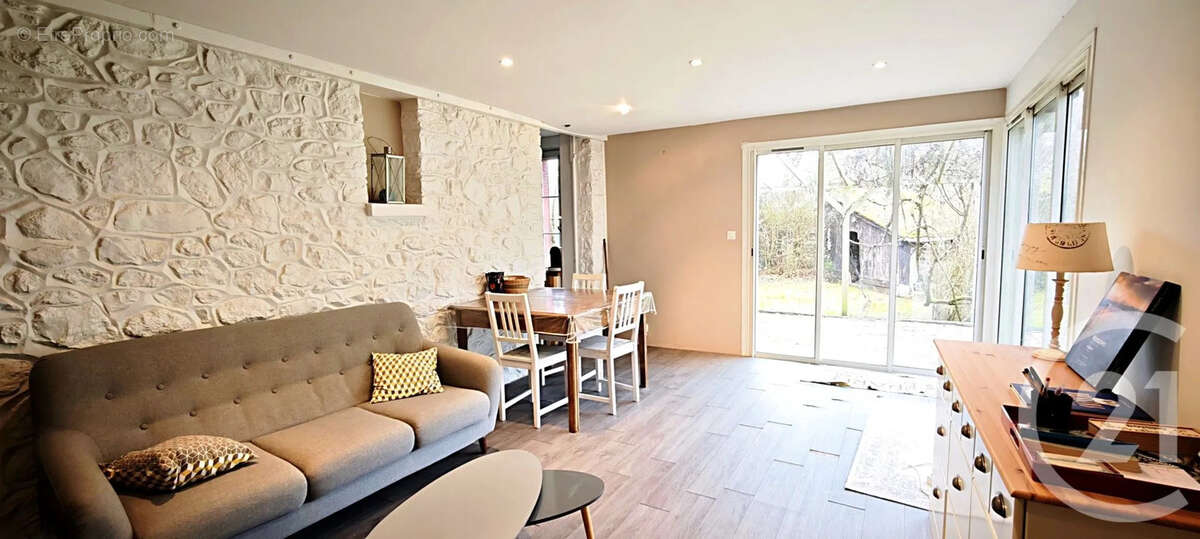 Maison à SAINT-PELLERIN