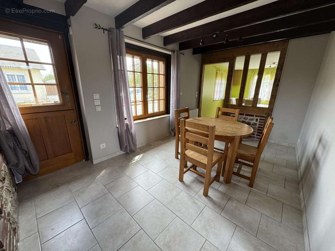 Maison 86 m² à Auvillars  - photo 4