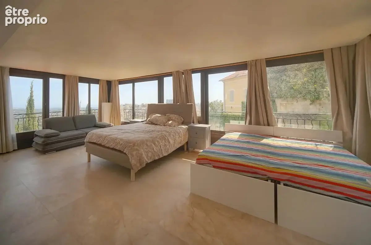 Vence - villa de charme vue mer - 5 chambres - photo 24