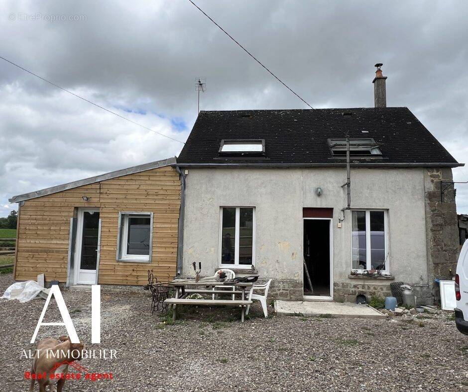 Maison à ANTOIGNY