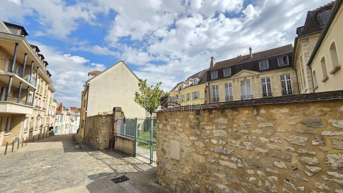 Appartement à MANTES-LA-JOLIE