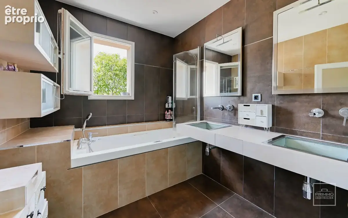 Exclusivité Lissieu - Maison 6 pièces avec vue sur la Mont Verdun - photo 8