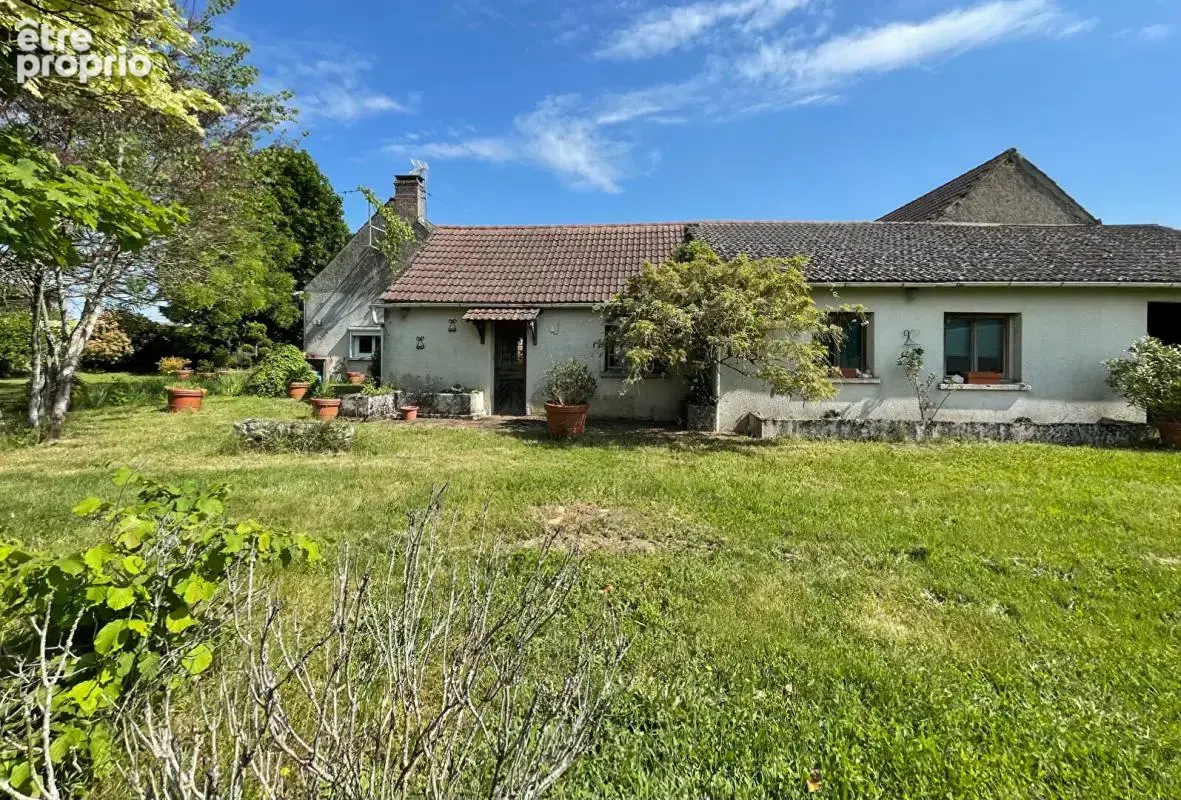 Corps de ferme avec beaucoup de potentiel et 2 habitations sur 7120 m² à Saint Martin D Abbat - photo 14