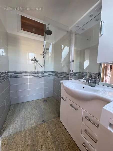 Appartement à LA MURE