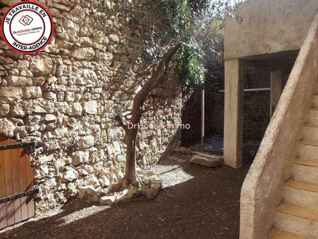 Appartement à LE LUC