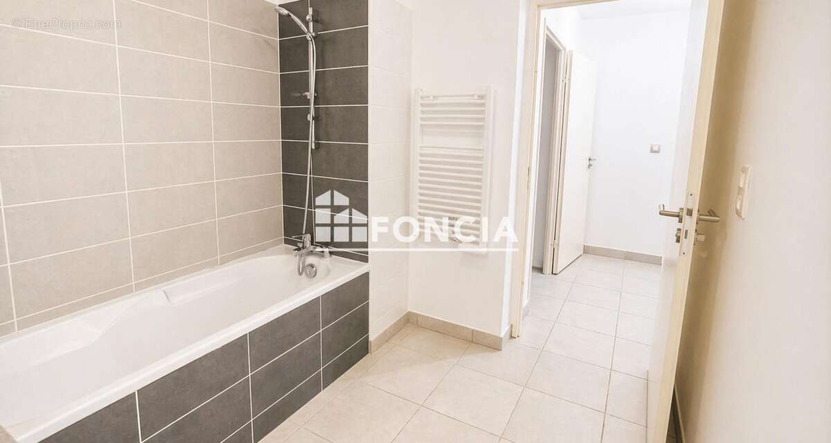 Appartement à CASTELNAU-LE-LEZ