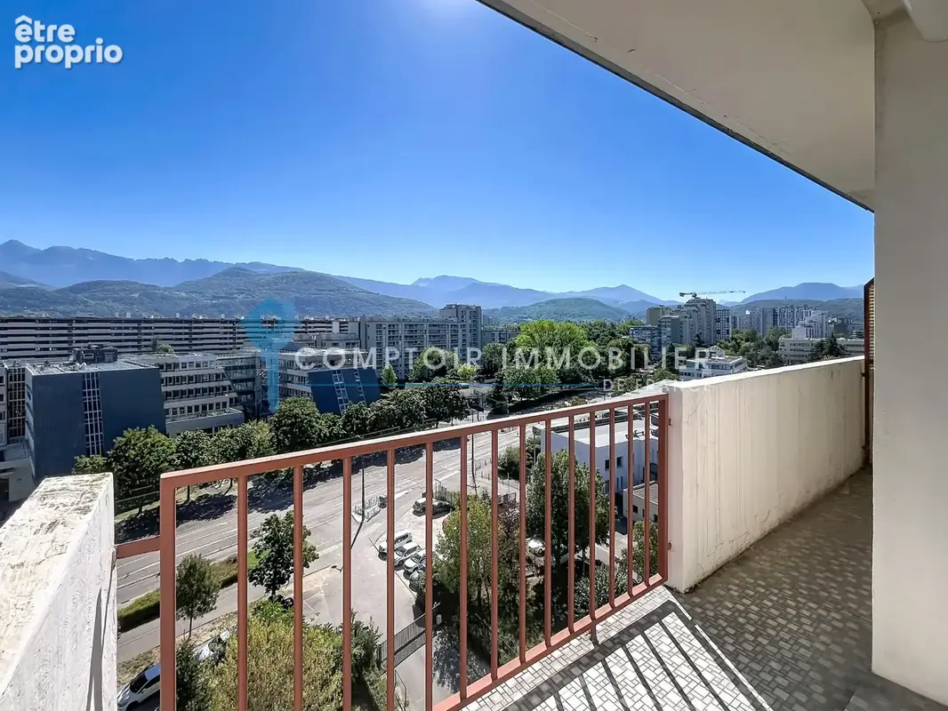 Isère (38) - A Vendre GRENOBLE - Appartement dernier étage T4 69m2 - Balcon   Parking fermé - photo 6