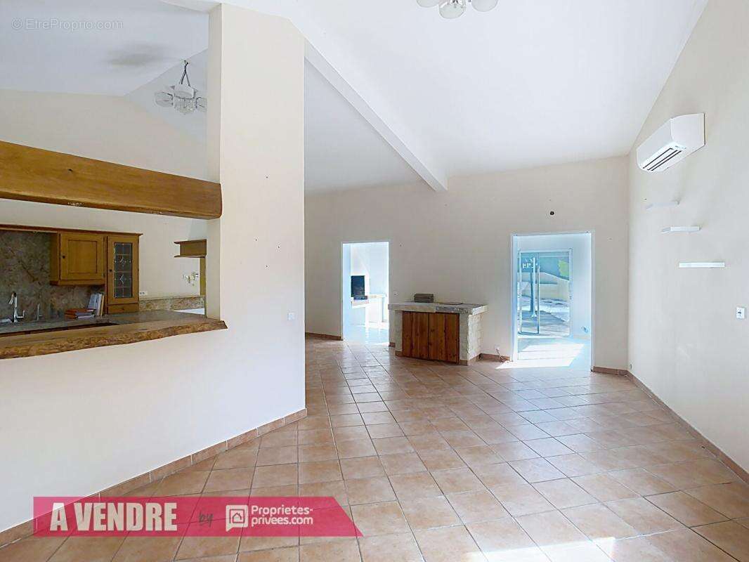 Maison à PLAN-D&#039;AUPS-SAINTE-BAUME