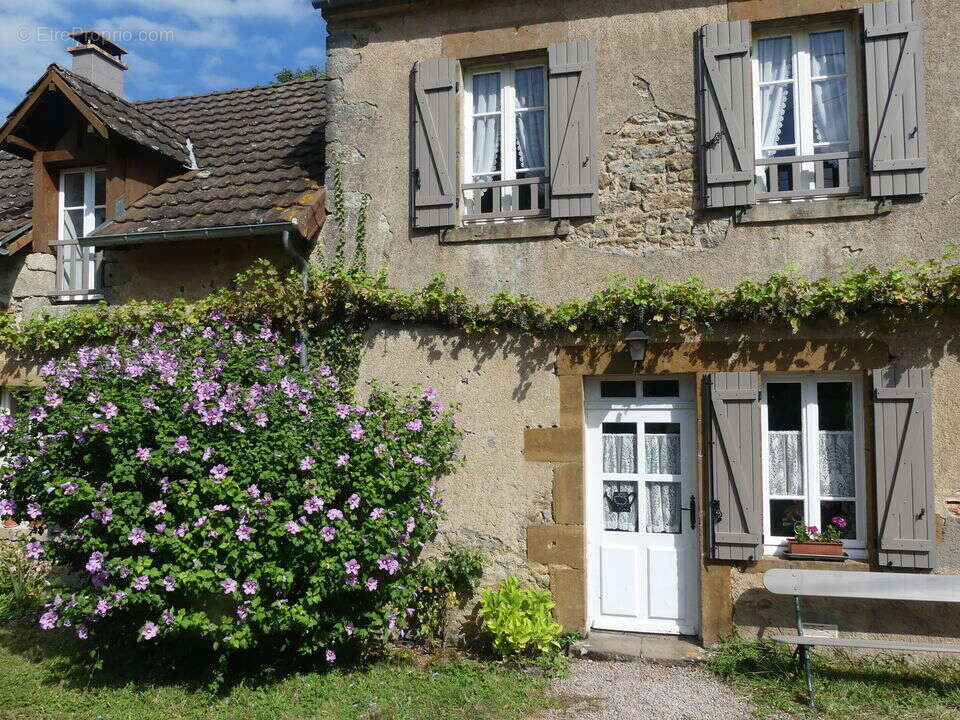 Maison à LORMES