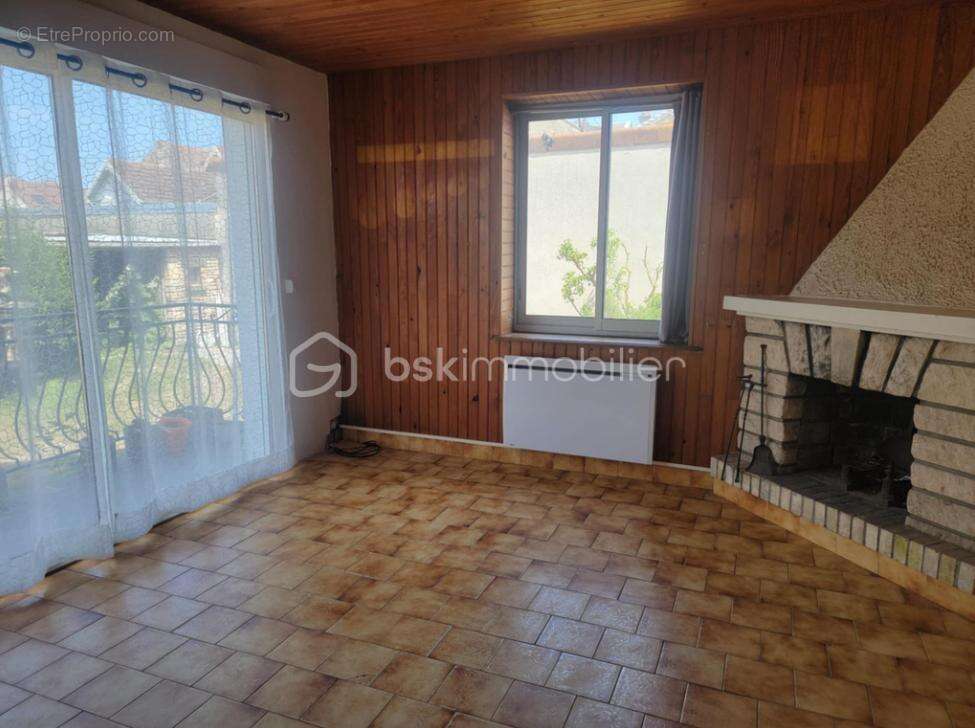 Maison à SAINT-AUBIN-SUR-MER