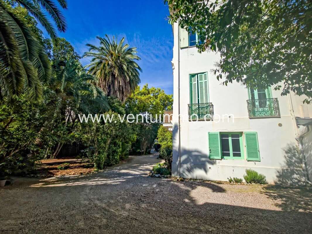 Appartement à CANNES
