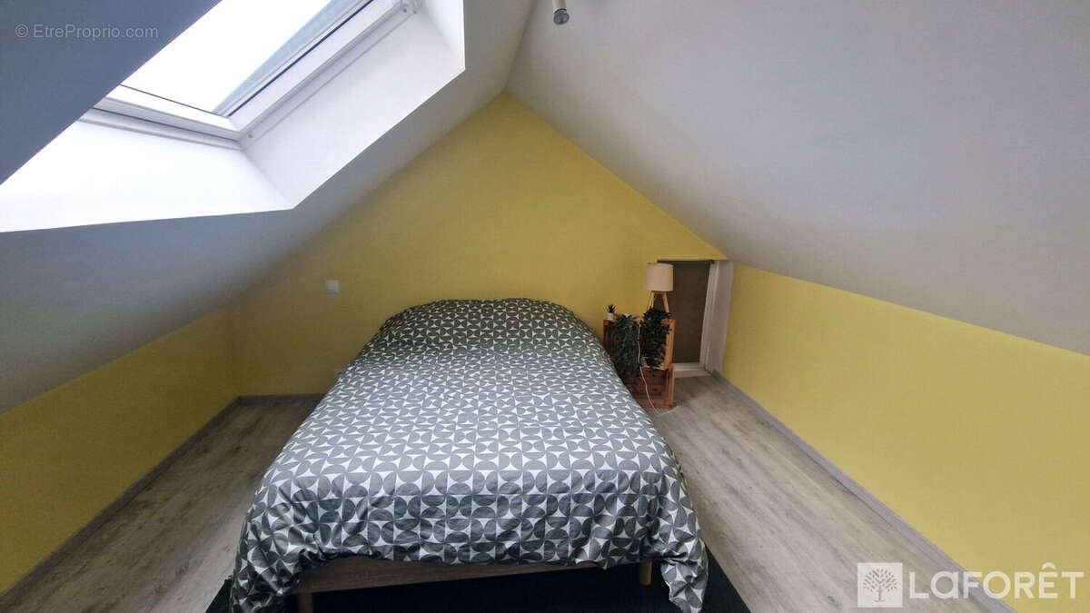 Maison à COLLEVILLE-MONTGOMERY