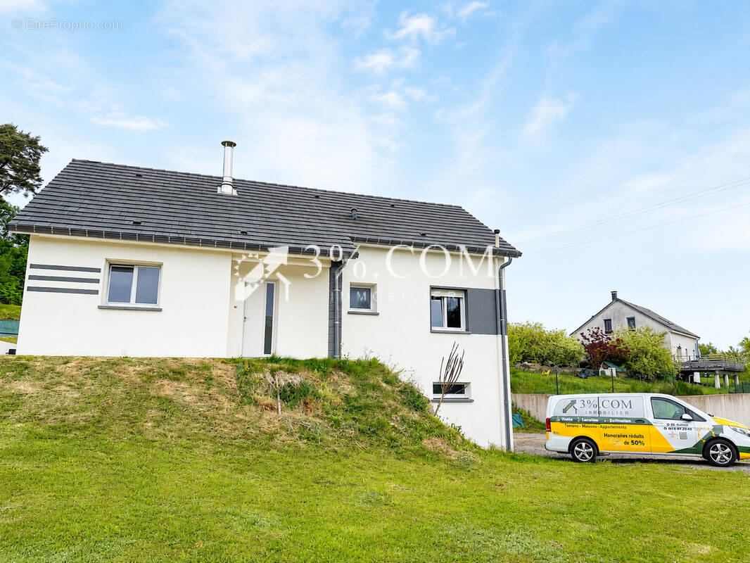 Maison à HADOL