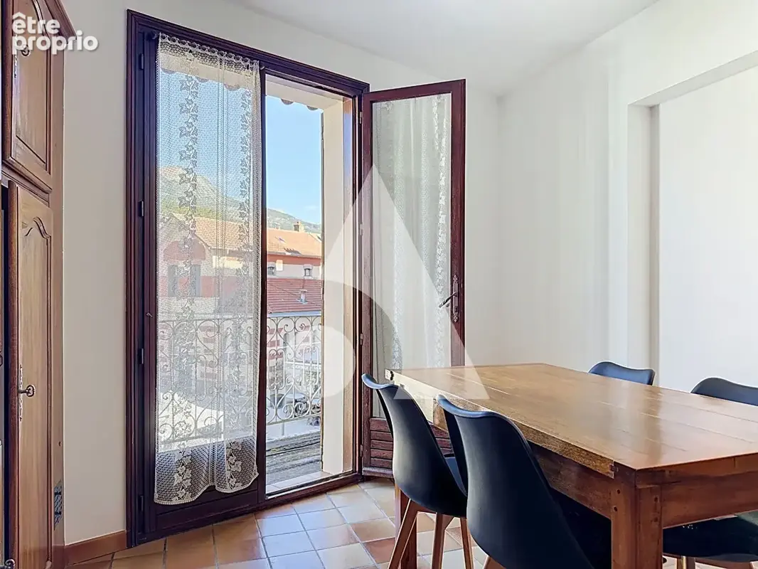 Appartement T3 traversant avec balcon filant - Centre-ville de Gap ! - photo 6