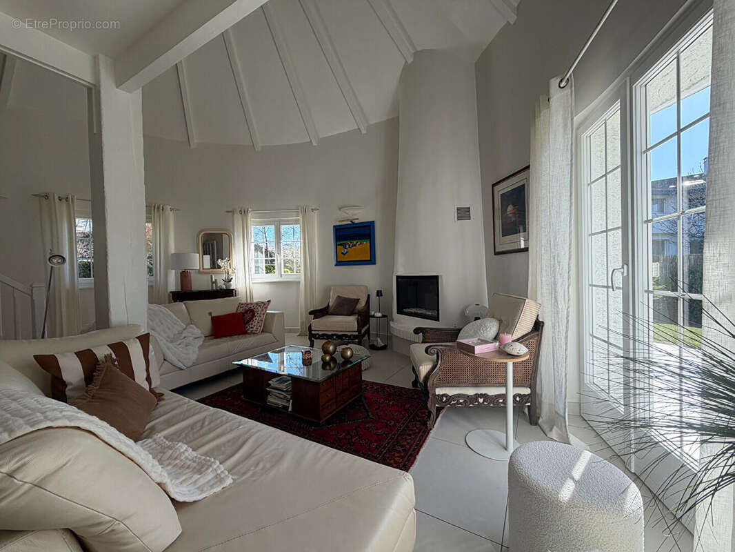 Maison à MARLY