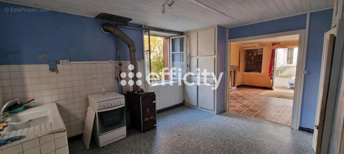 Maison à MAUPREVOIR