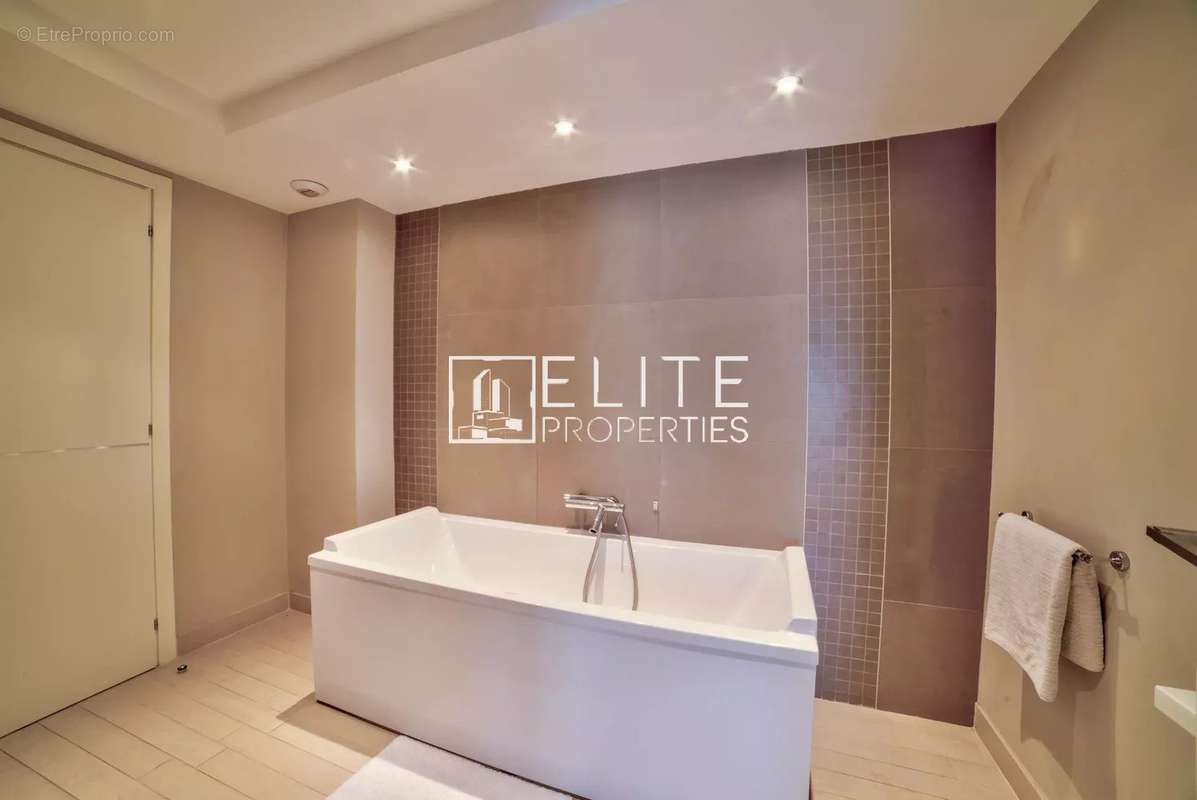 Maison à MOUANS-SARTOUX