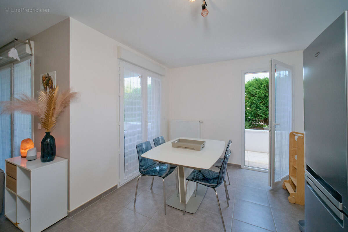 Photo 4 - Appartement à MIRIBEL