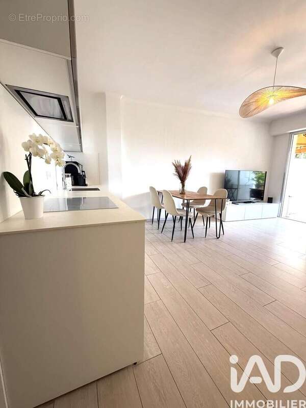 Photo 5 - Appartement à ROQUEBRUNE-CAP-MARTIN