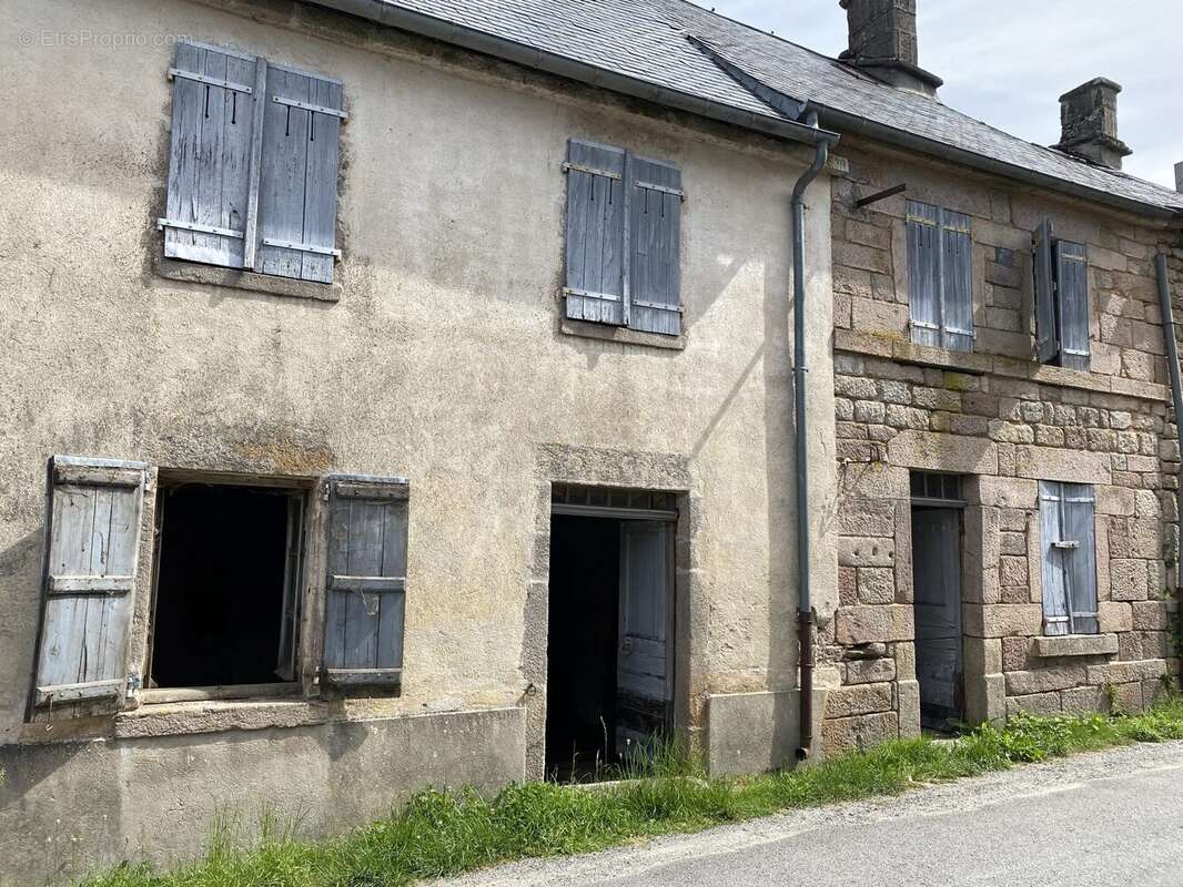 Maison 65 m² à Faux-La-Montagne  - photo 2
